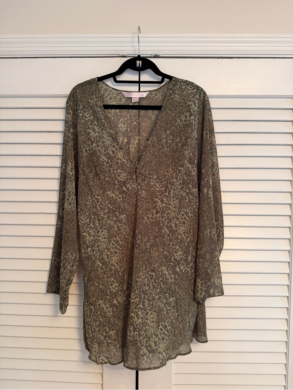 Vintage Y2K Victoria's Secret Olive Animal-Print Long Sleeve Tunic